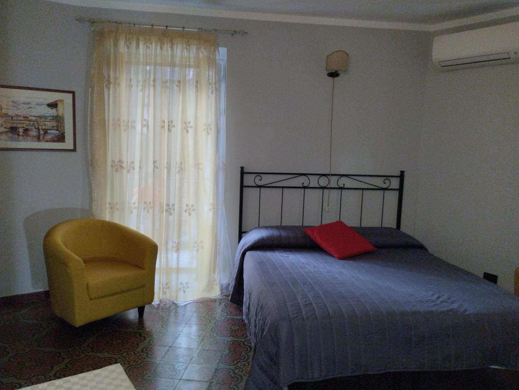 Casa Lucia Leilighet Castelbuono  Eksteriør bilde
